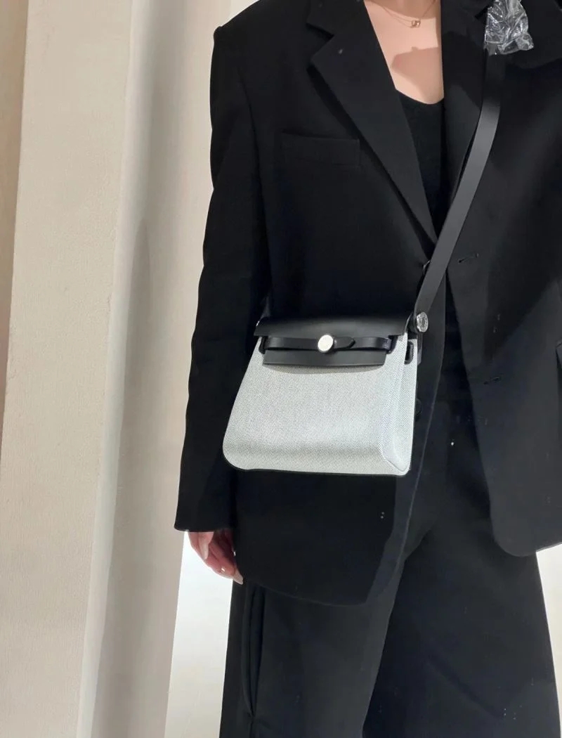 Neat Hermes Herbag Bags 48073