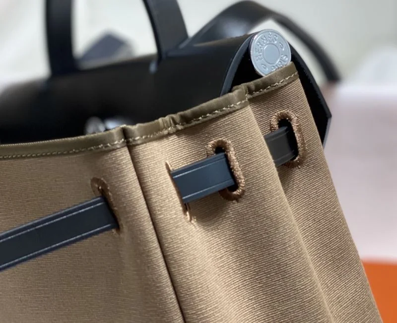 Effortless Hermes Herbag Bags 48059