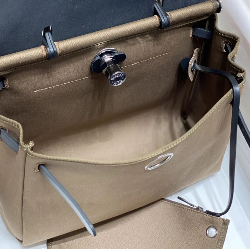 Effortless Hermes Herbag Bags 48059