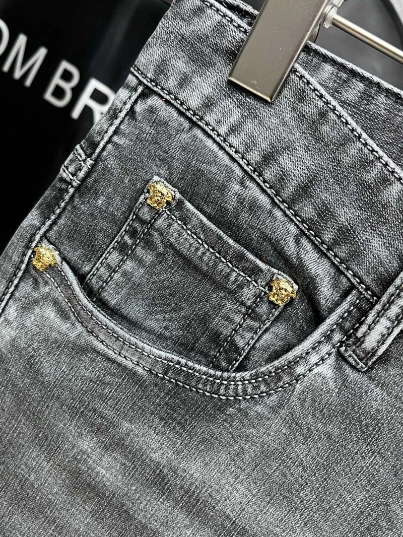 Hermes Jeans Youthful 130217