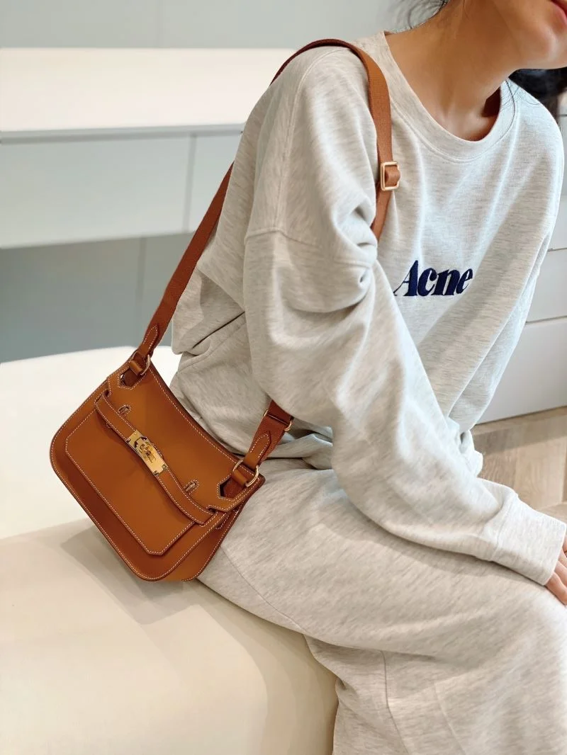 Lightweight Hermes Jypsiere Bags 48042