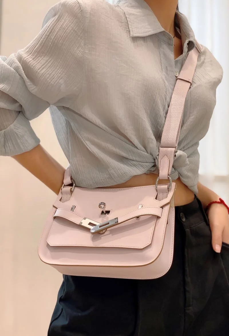 Versatile Hermes Jypsiere Bags 48037