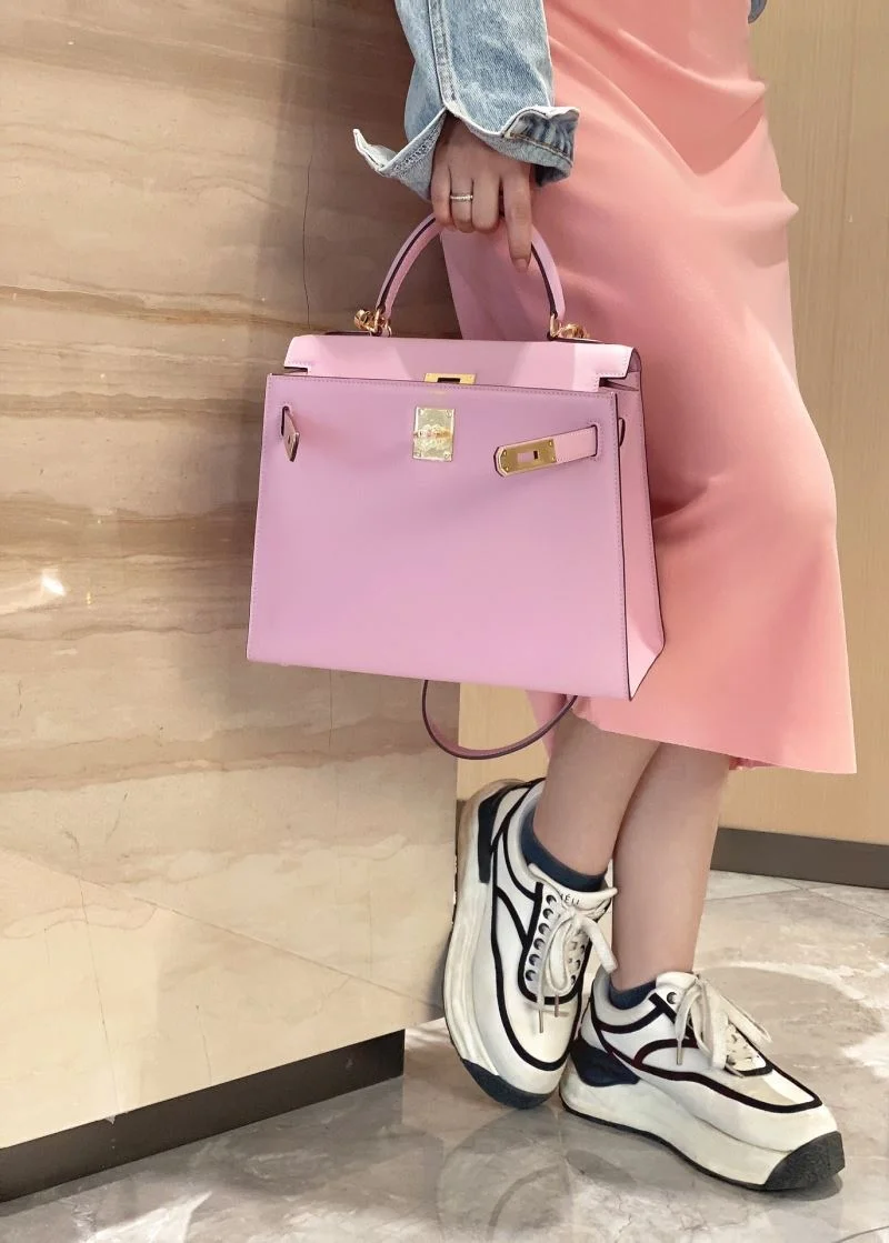 Neat Hermes Kelly Bags 48763