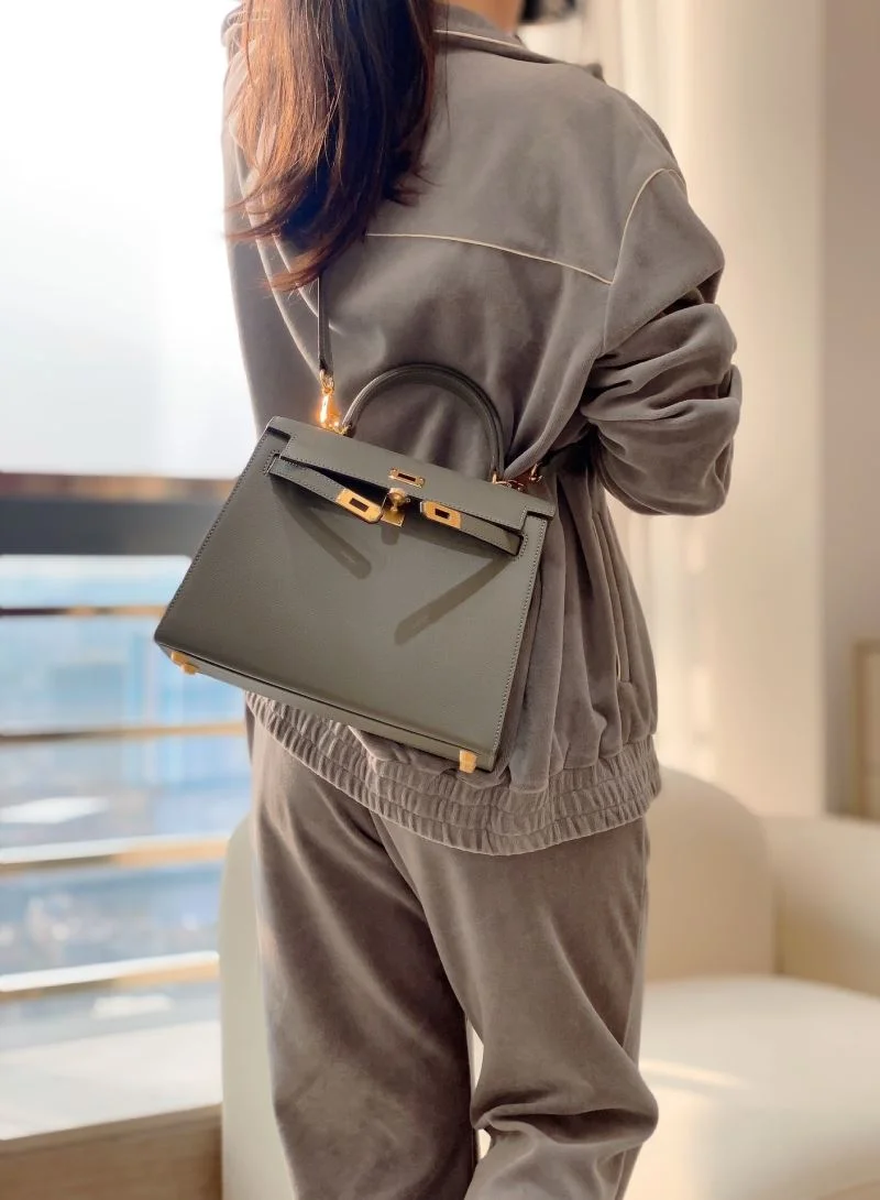 Minimalist Hermes Kelly Bags 48760