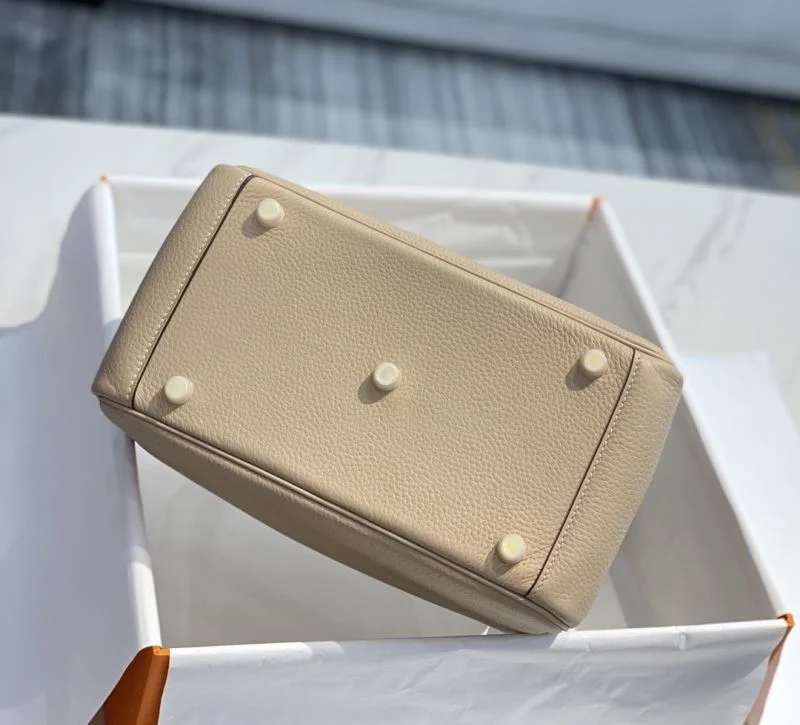 Hermes Lindy Bags Chic 48660