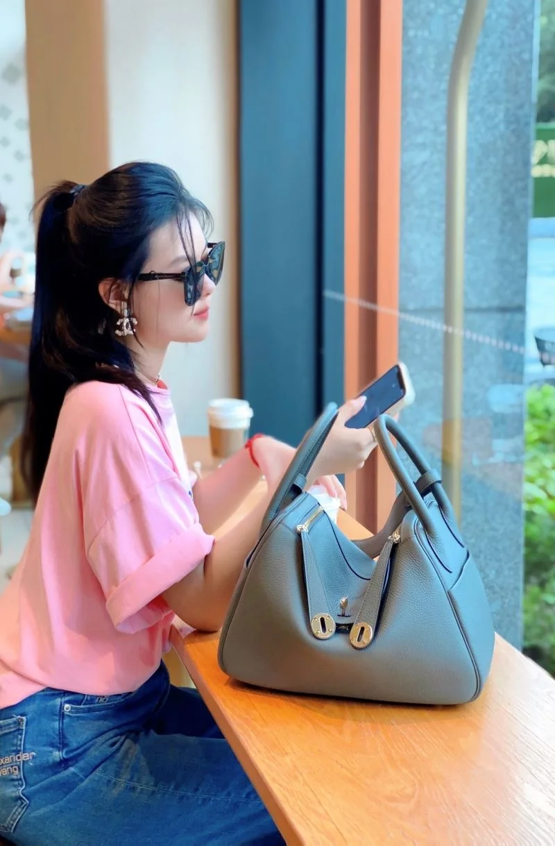 Unisex Hermes Lindy Bags 48652