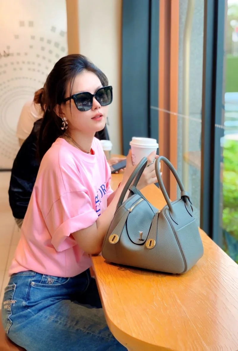Breathable Hermes Lindy Bags 48654