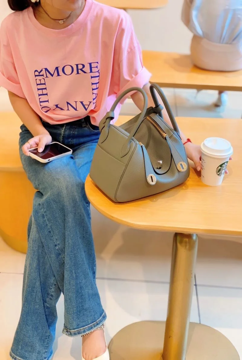 Breathable Hermes Lindy Bags 48654
