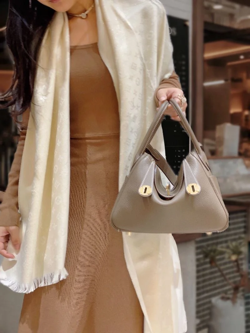 Hermes Lindy Bags Premium 48645