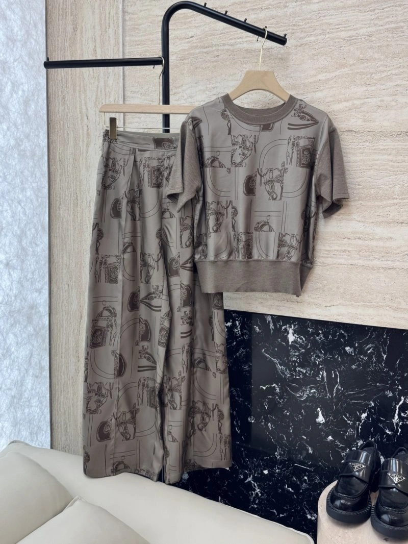Comfortable Hermes Long Suits 129407