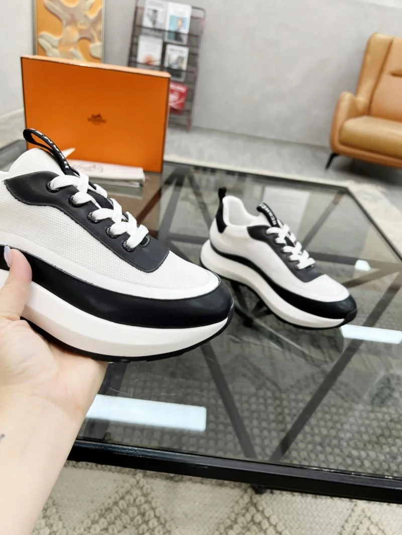 Contemporary Hermes Low Shoes 26218