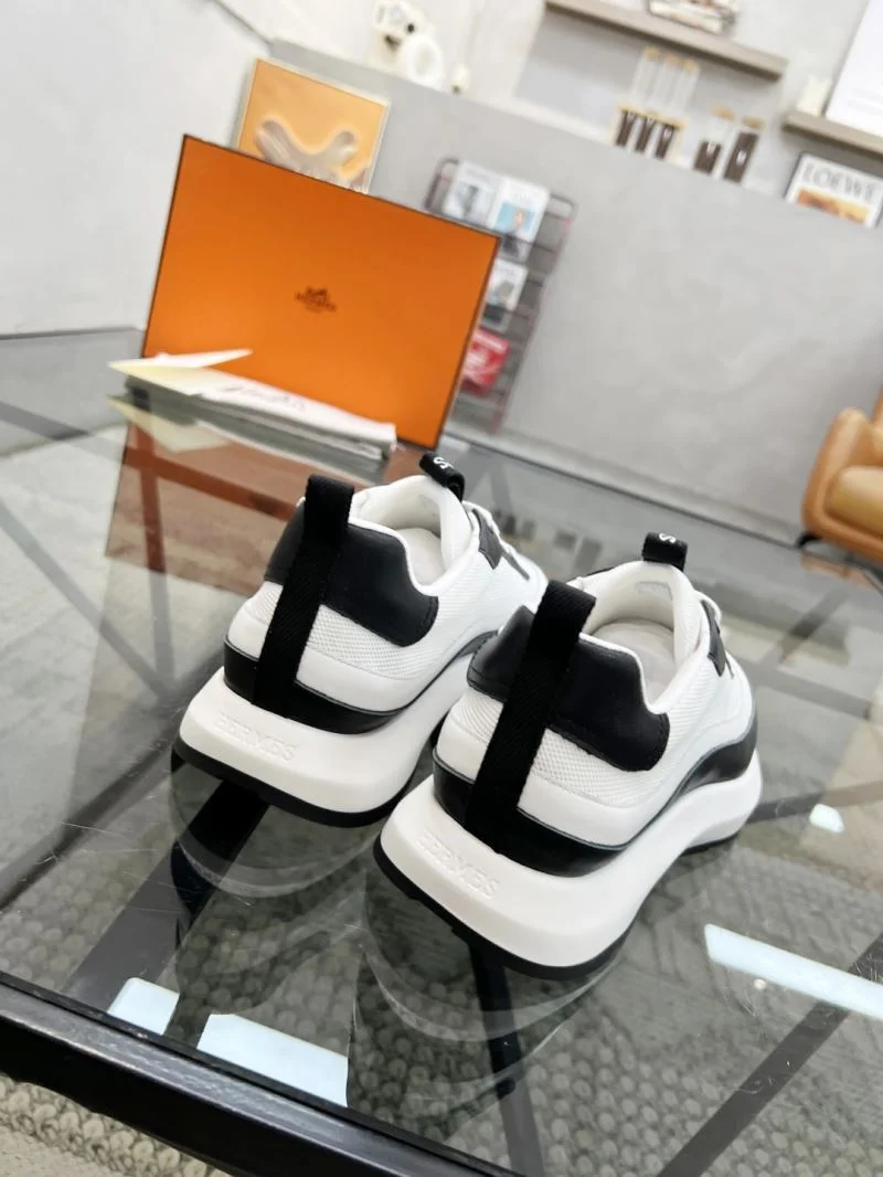 Contemporary Hermes Low Shoes 26218