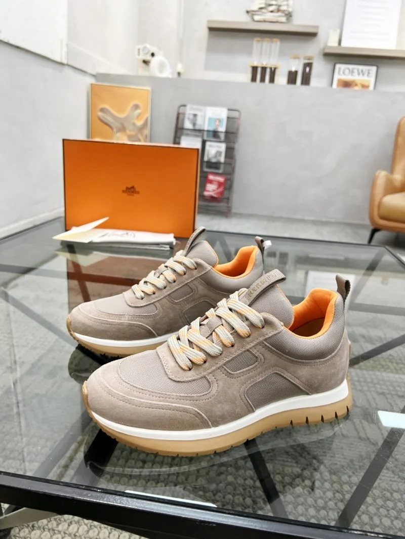 Versatile Hermes Low Shoes 26216