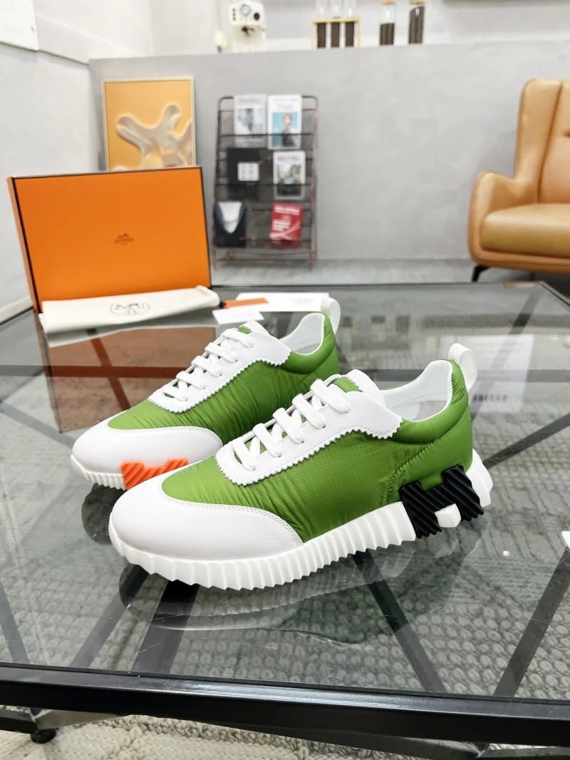 Versatile Hermes Low Shoes 26192