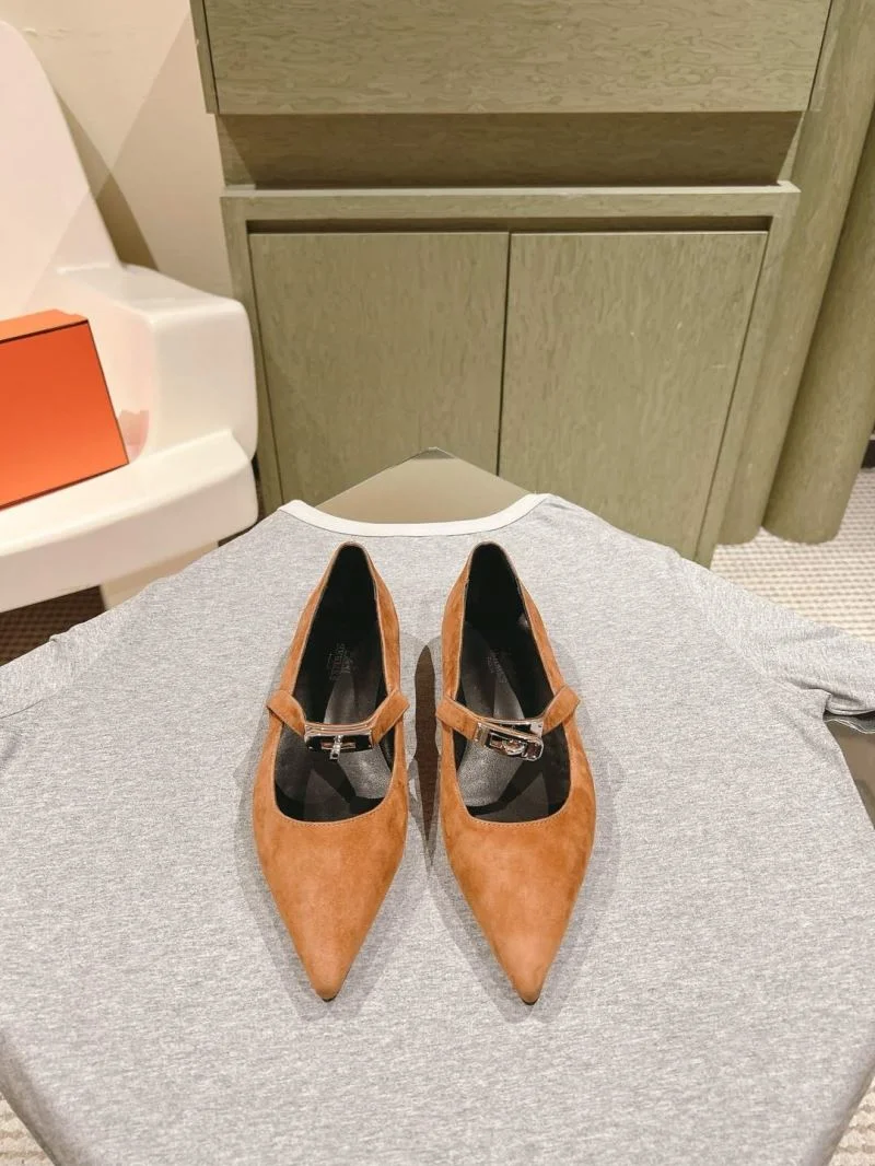 Classic Hermes Low Shoes 26757