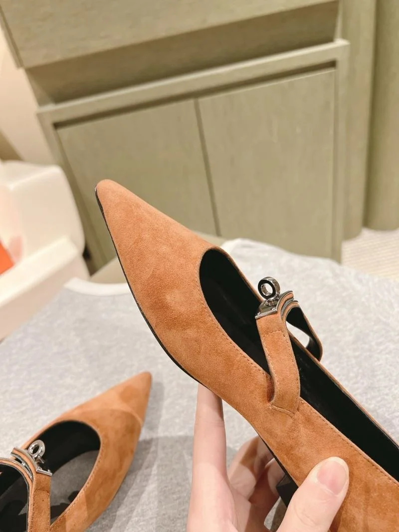 Classic Hermes Low Shoes 26757