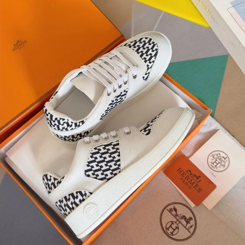 Effortless Hermes Low Shoes 26762