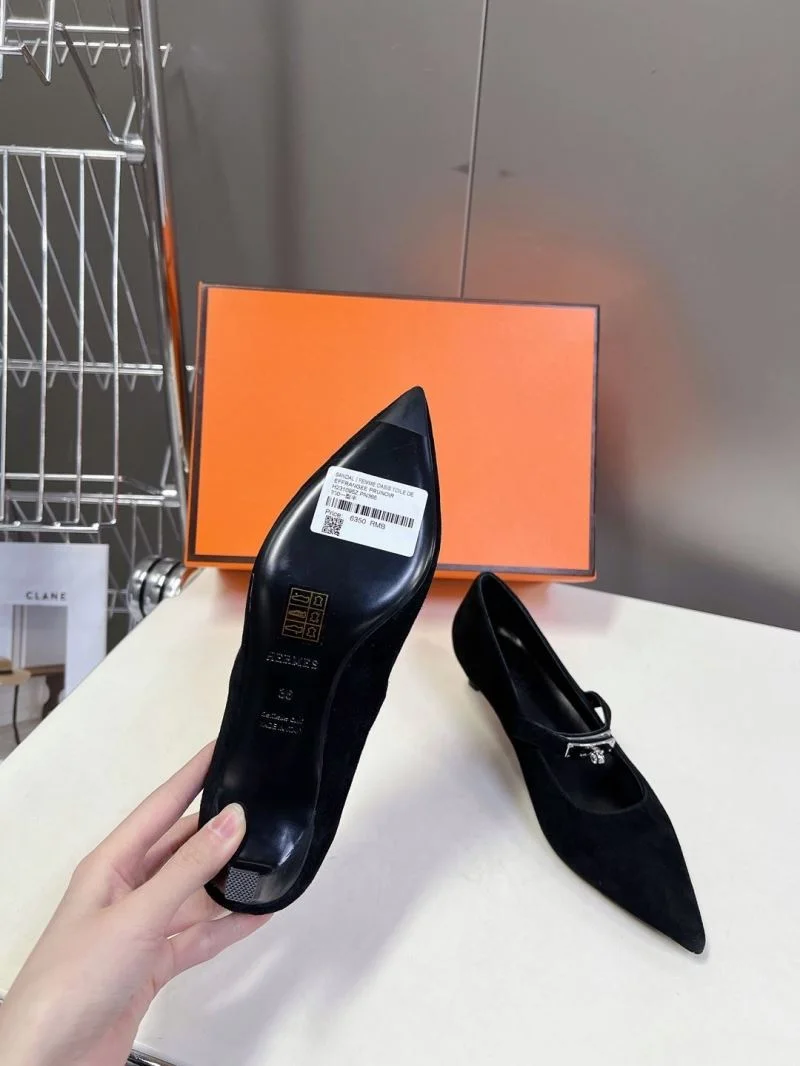 Classic Hermes Low Shoes 26740