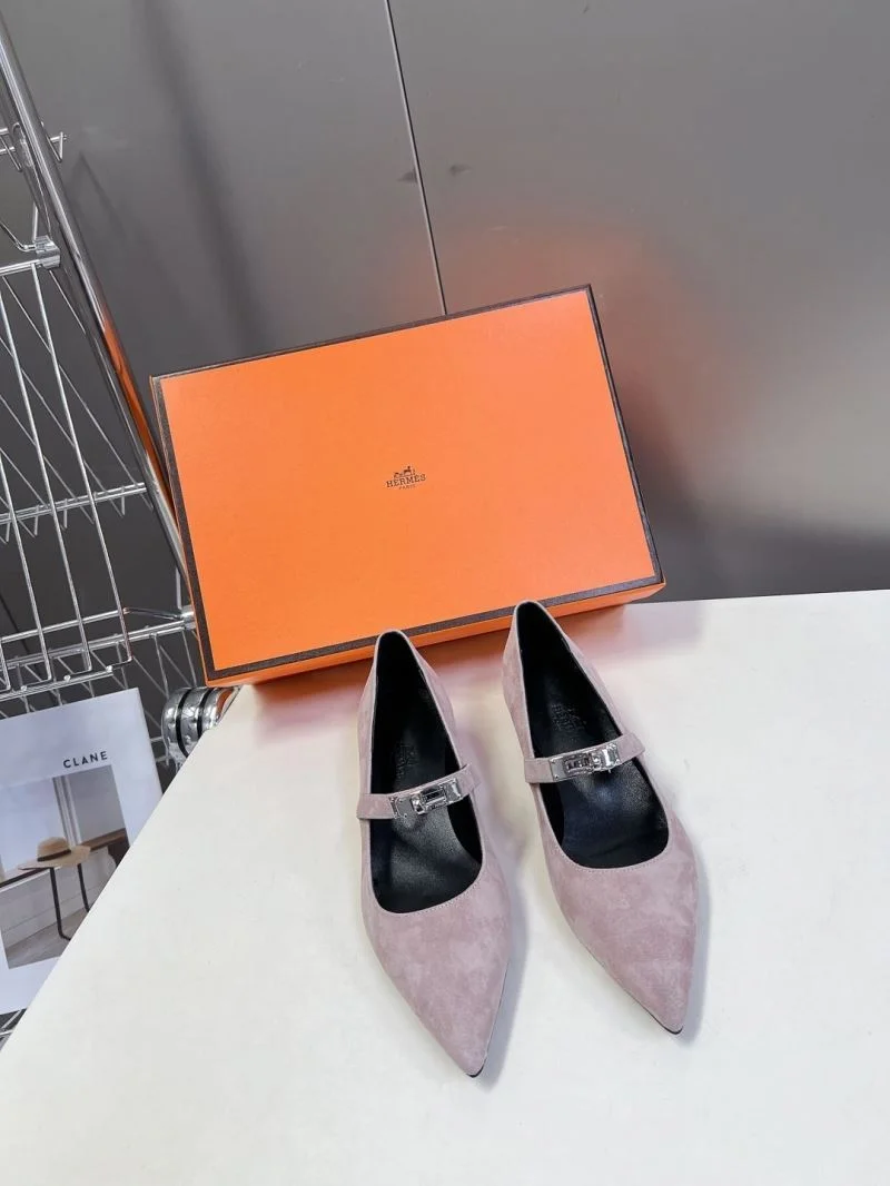 Refined Hermes Low Shoes 26751