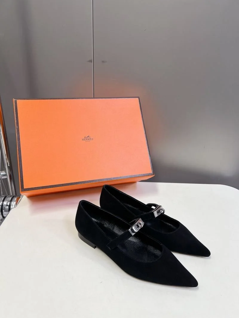 Hermes Low Shoes EyeCatching 26761