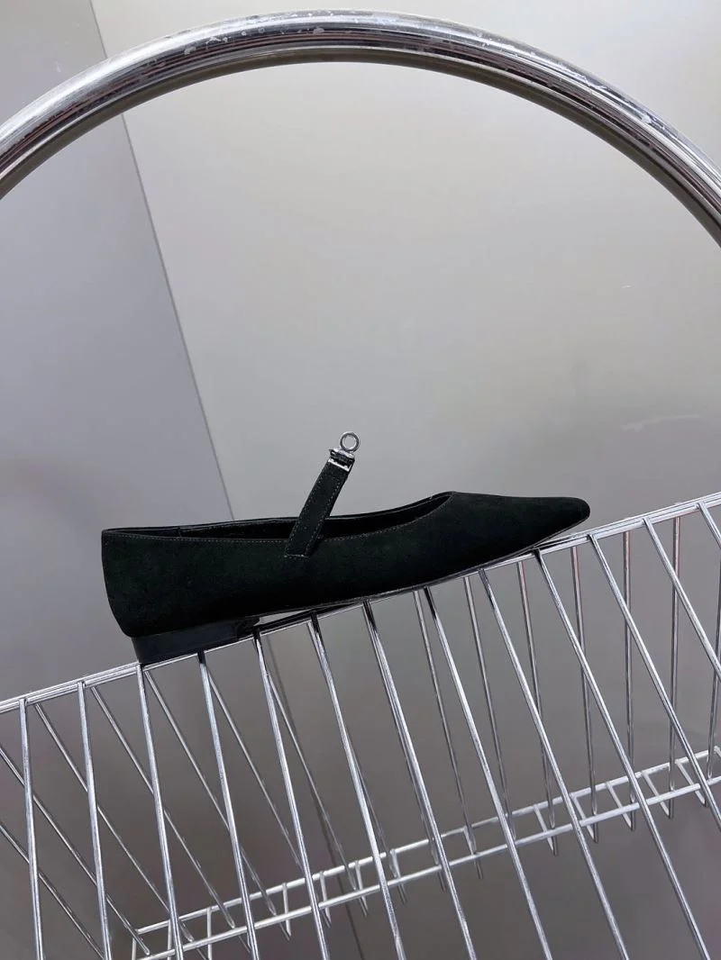 Hermes Low Shoes EyeCatching 26761