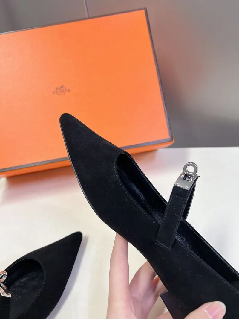 Hermes Low Shoes EyeCatching 26761