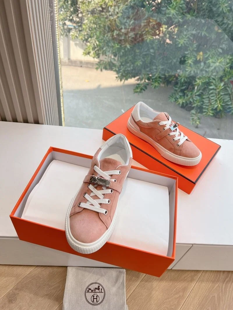 Hermes Low Shoes Vibrant 26734