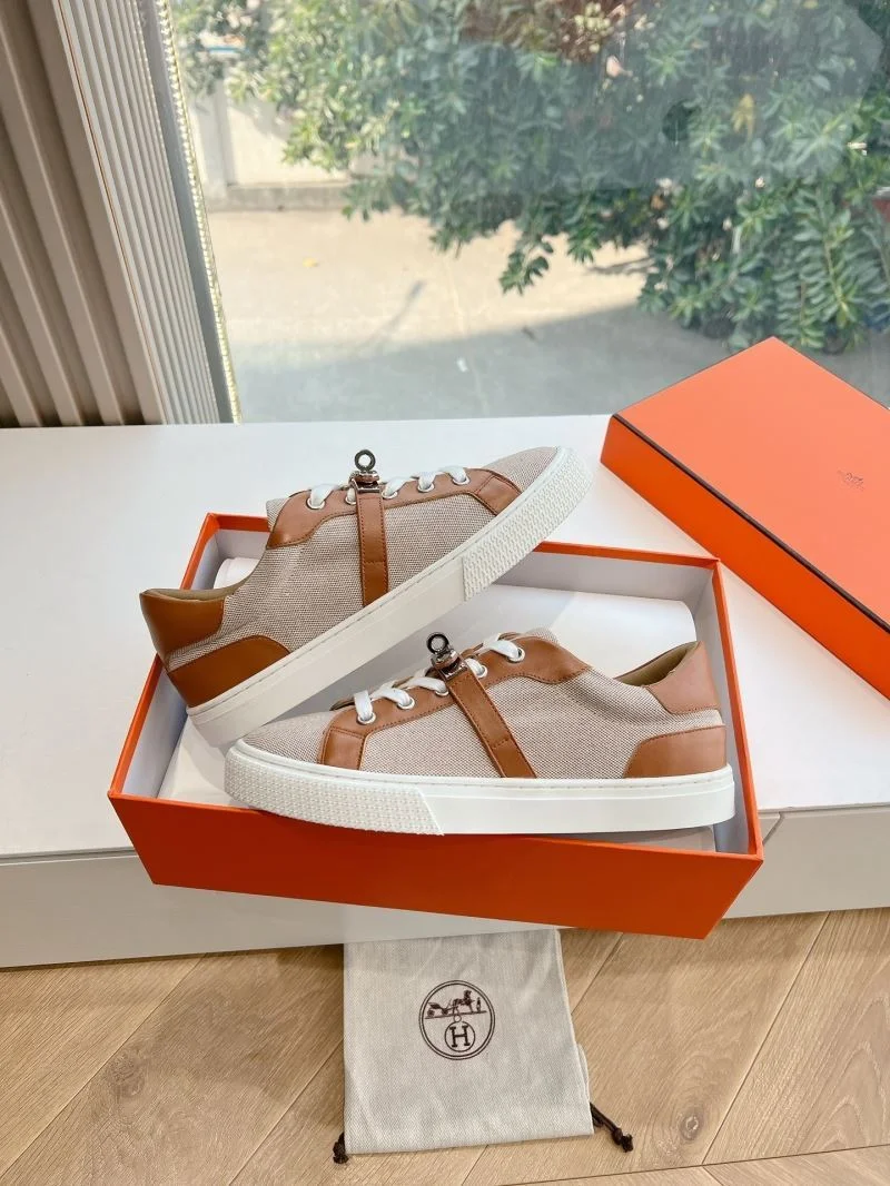 Hermes Low Shoes Bold 26735
