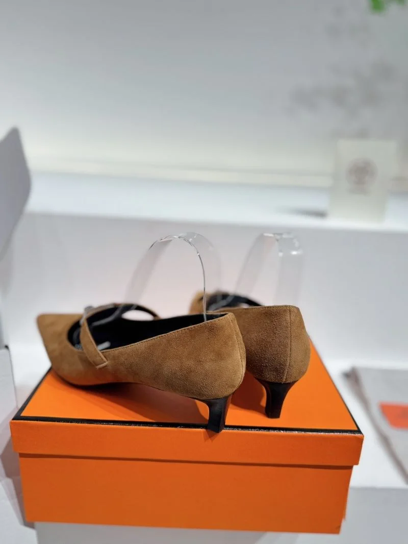 Hermes Low Shoes Bright 26729