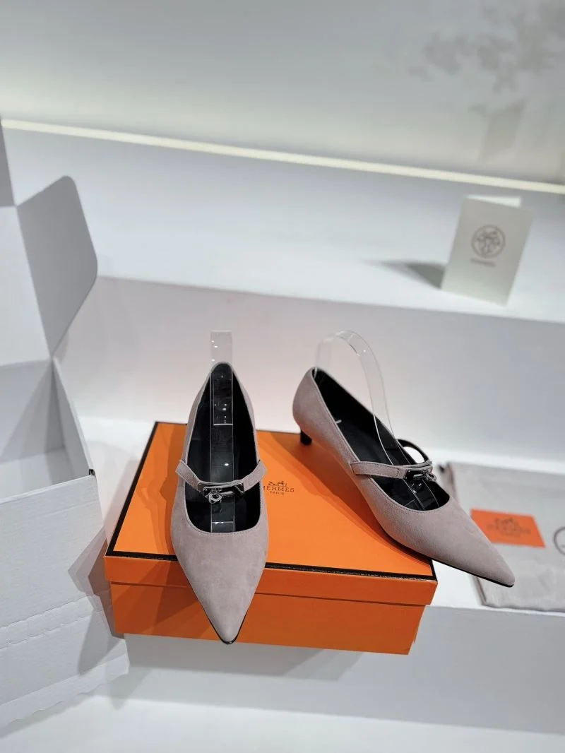 BestValue Hermes Low Shoes 26704