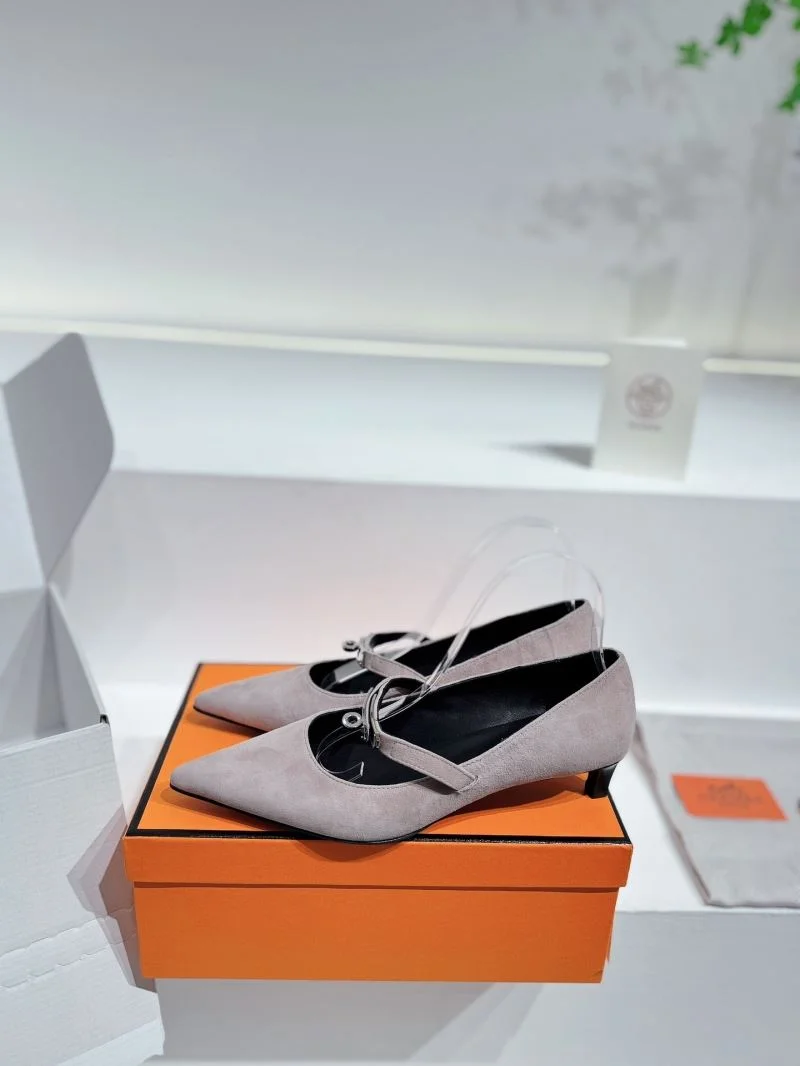 BestValue Hermes Low Shoes 26704