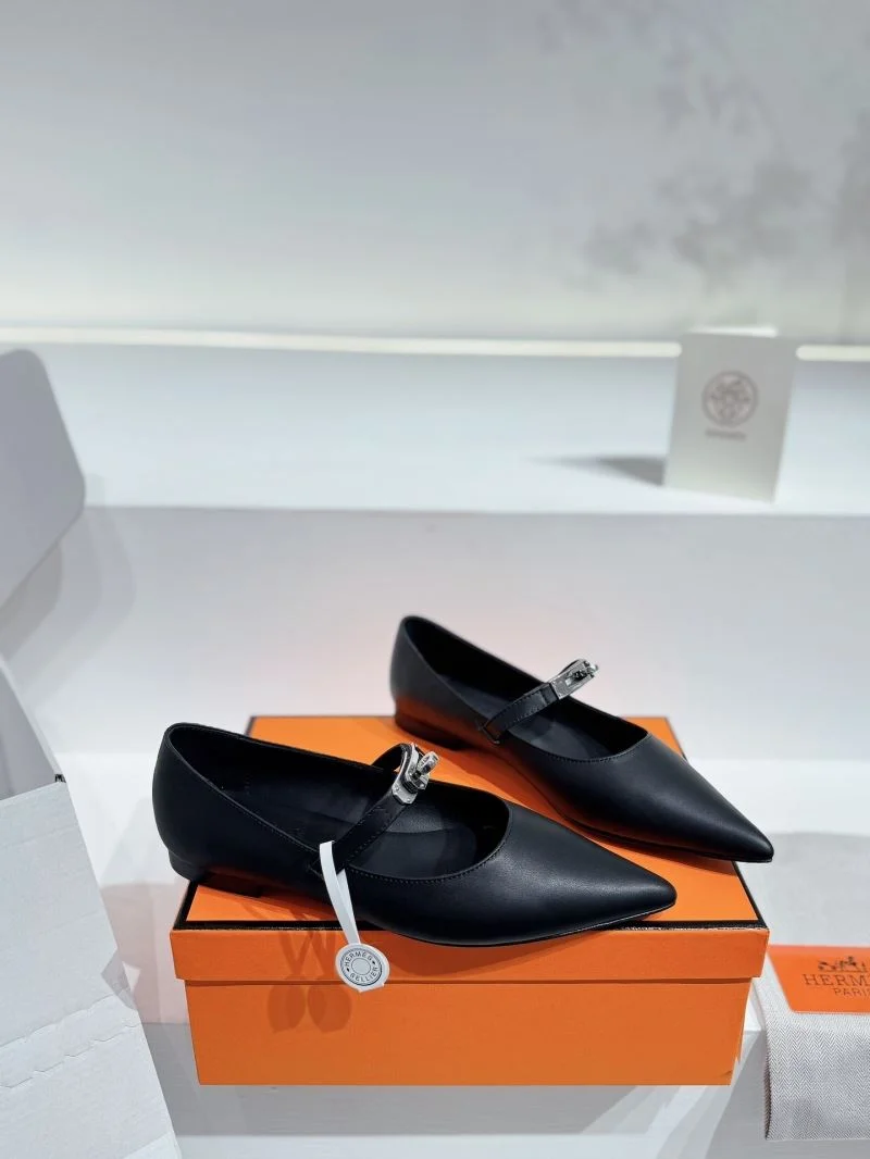 Durable Hermes Low Shoes 26708
