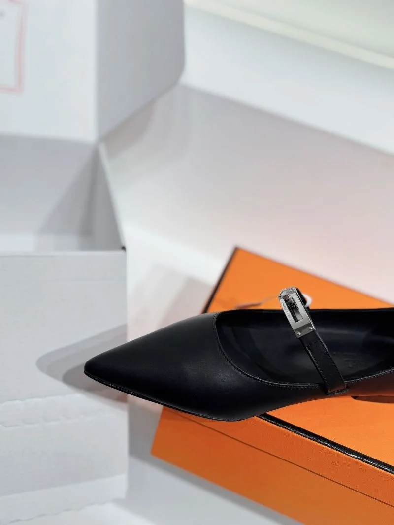Durable Hermes Low Shoes 26708