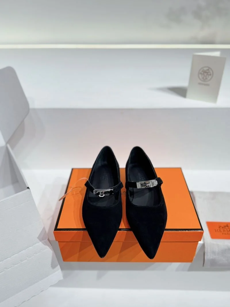 Hermes Low Shoes Premium 26702