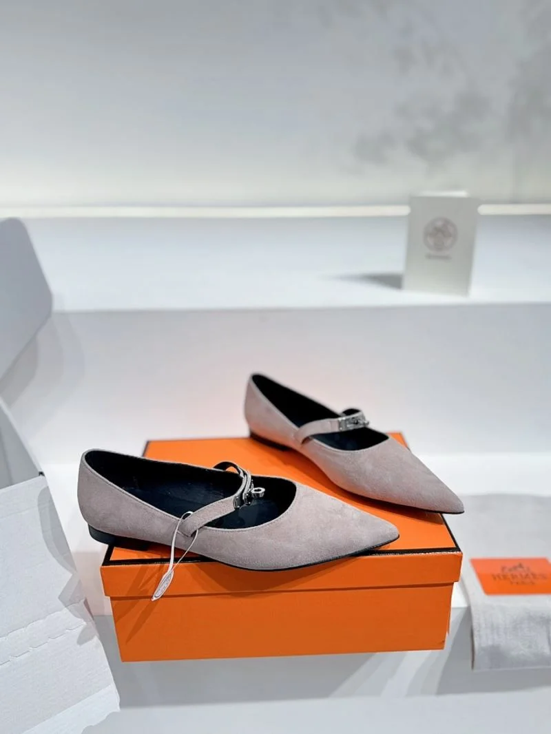 UrbanStyle Hermes Low Shoes 26701