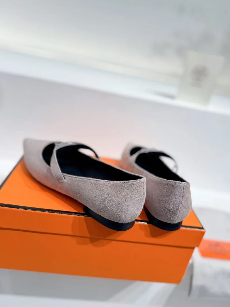 UrbanStyle Hermes Low Shoes 26701