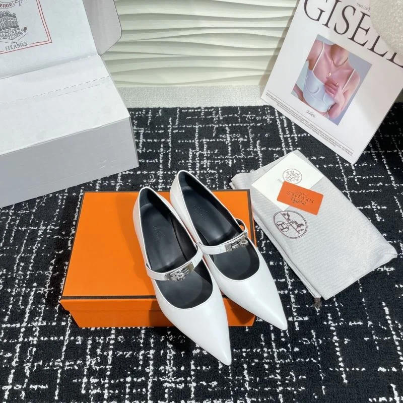 Hermes Low Shoes Chic 27721