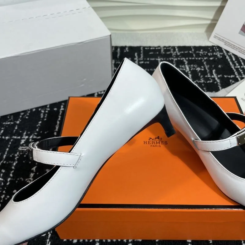 Hermes Low Shoes Chic 27721
