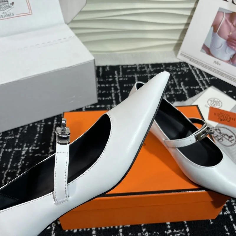 Hermes Low Shoes Chic 27721