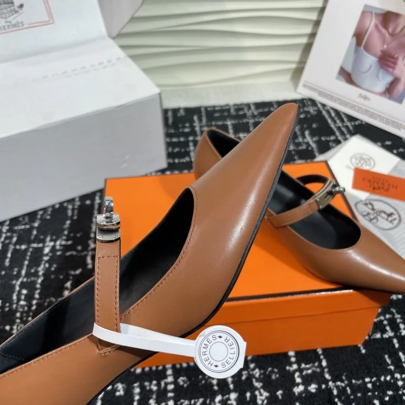 Hermes Low Shoes Functional 27744