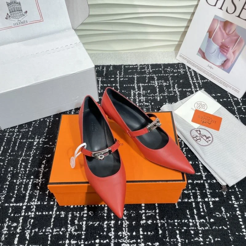 Efficient Hermes Low Shoes 27739
