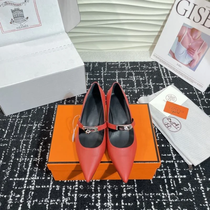 Efficient Hermes Low Shoes 27739