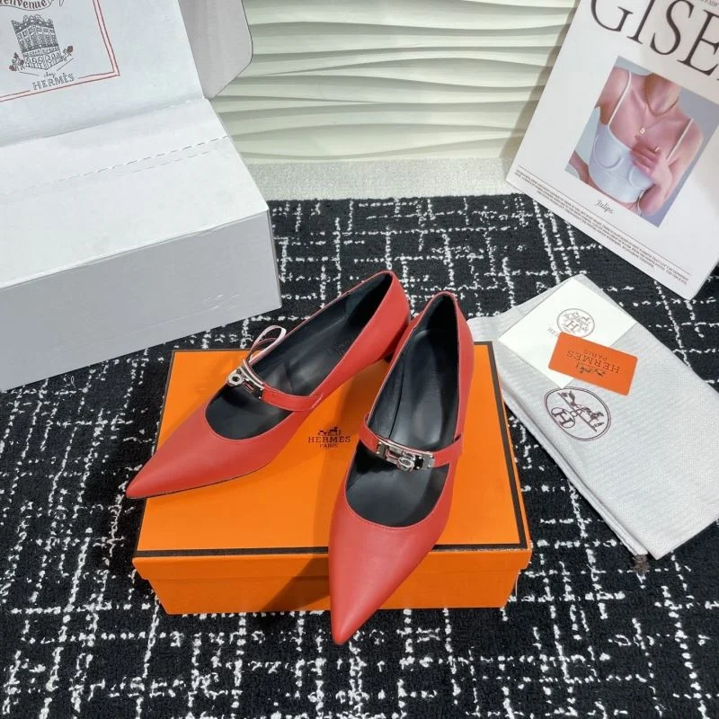 Efficient Hermes Low Shoes 27739