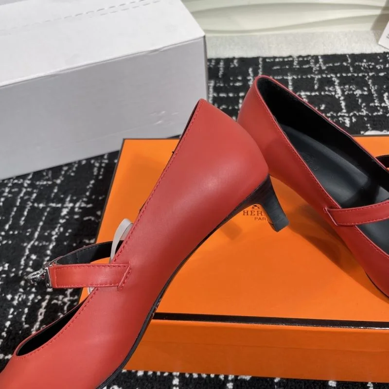 Efficient Hermes Low Shoes 27739
