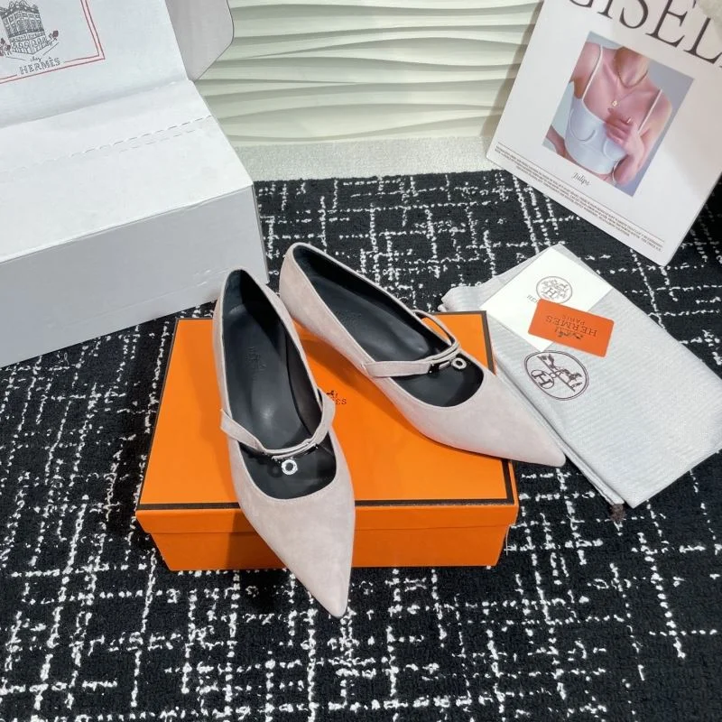 UrbanChic Hermes Low Shoes 27714