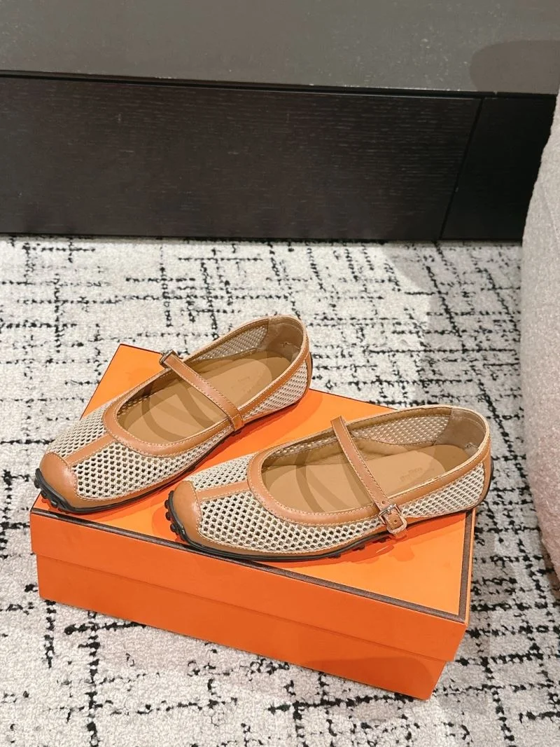 EyeCatching Hermes Low Shoes 27735
