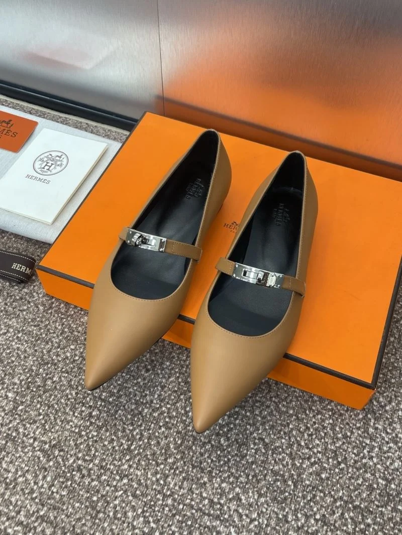 Hermes Low Shoes Seasonal 27683