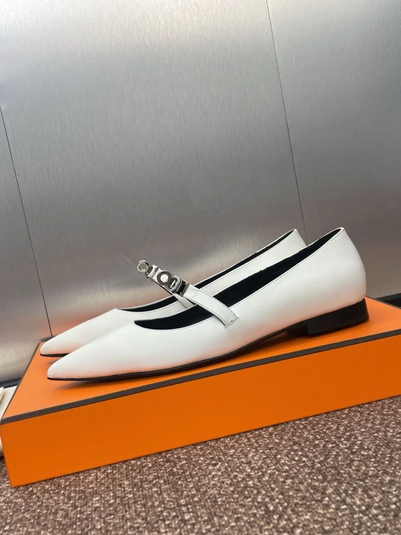 AllSeason Hermes Low Shoes 27691