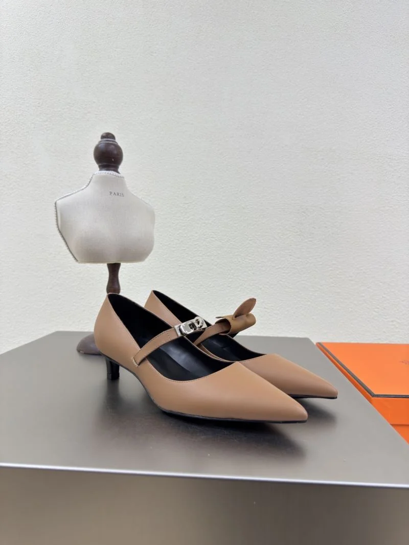 Hermes Low Shoes EyeCatching 27672