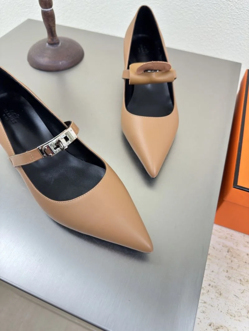 Hermes Low Shoes EyeCatching 27672